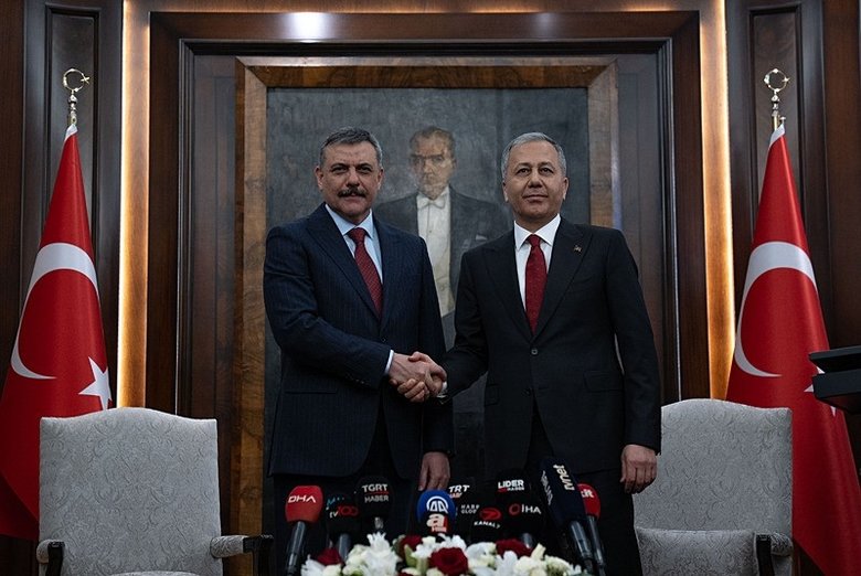 Son dakika: İçişleri Bakanlığı’nda devir teslim töreni gerçekleşti!