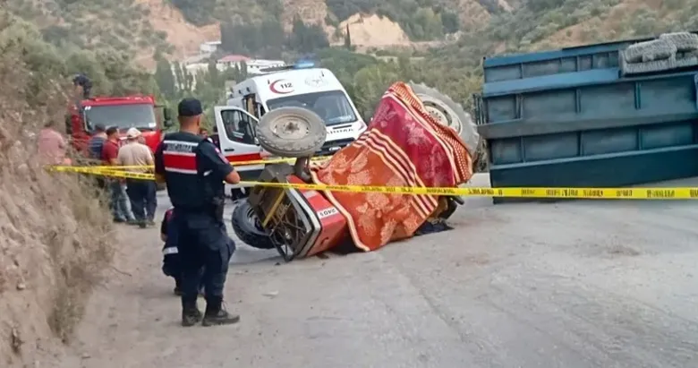 Aydın’ın Köşk ilçesinde feci kaza: Devrilen traktörün altında kalan sürücü hayatını kaybetti
