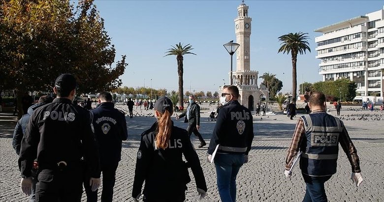 İzmir’de bir haftada Kovid-19 tedbirlerine uymayan 3 bin 461 kişiye ceza kesildi