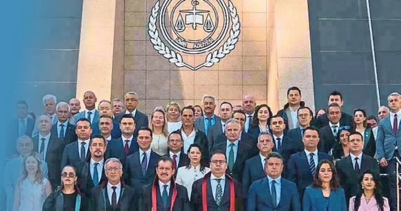 İzmir’de yeni adli yıl törenle açıldı