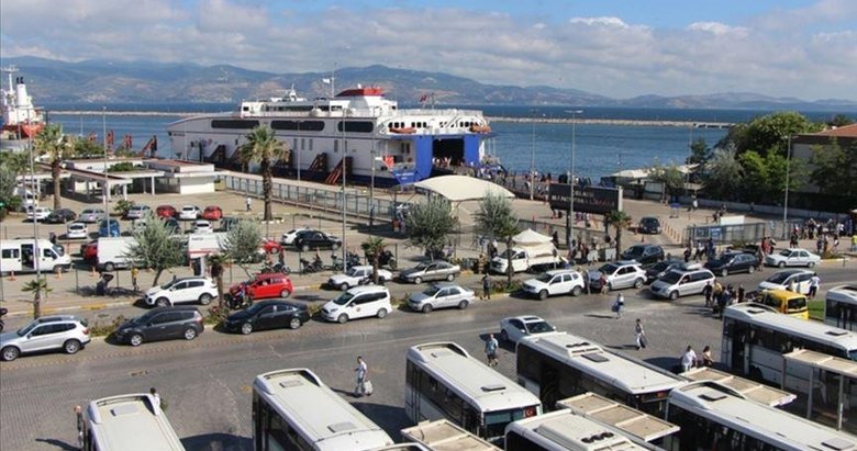 yenikapi bandirma feribot seferlerinde bayram tatili yogunlugu basladi balikesir haberleri