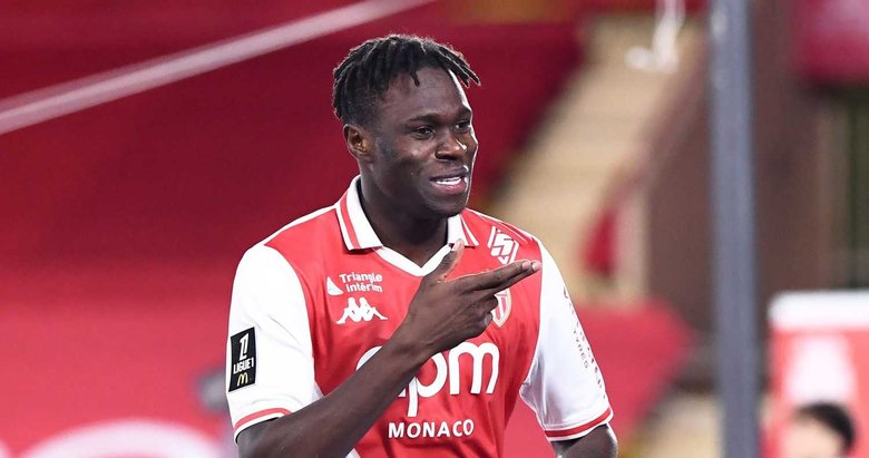 Galatasaray’da Singo çok yakın