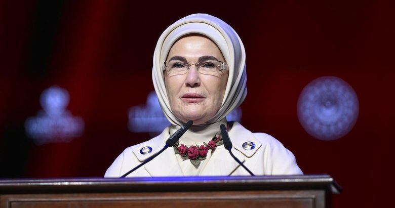 Emine Erdoğan, İslam aleminin Miraç Kandili’ni kutladı