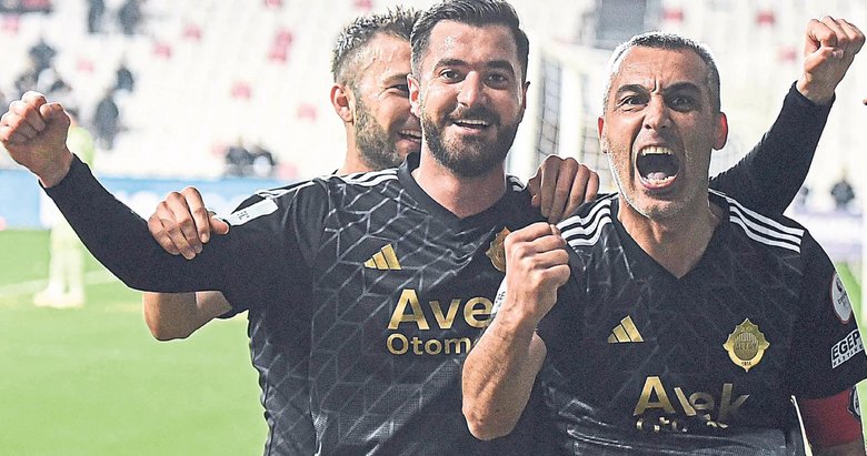 Altay kurtuluş ateşini yaktı