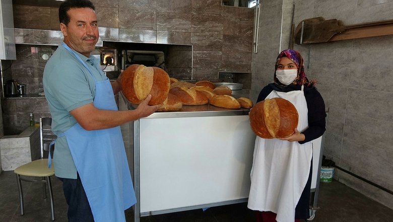 Çay içmek için mola verdiği yerde 2 fırın açtı