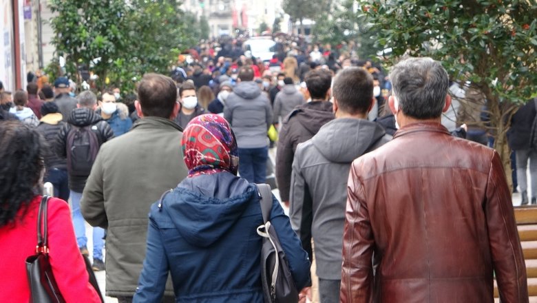 Türkiye’de koronavirüs salgınında renk kodlarına göre kademeli normalleşme