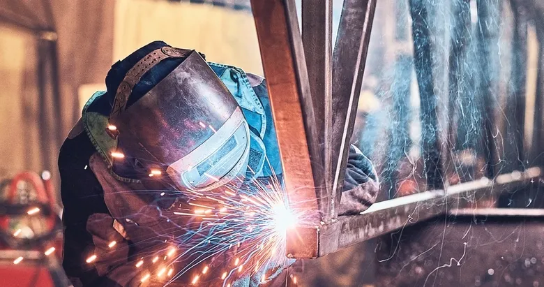 Ege’nin liderleri zirveyi bırakmıyor
