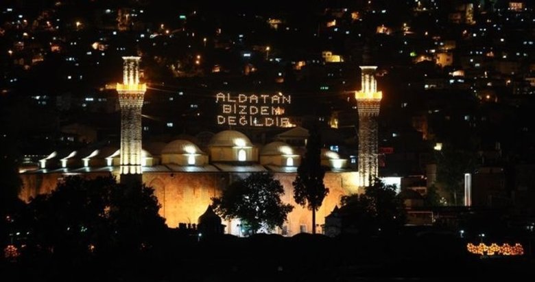 İzmir ezan saati! İzmir’de akşam ezanı saat kaçta? 25 Aralık İzmir namaz vakitleri