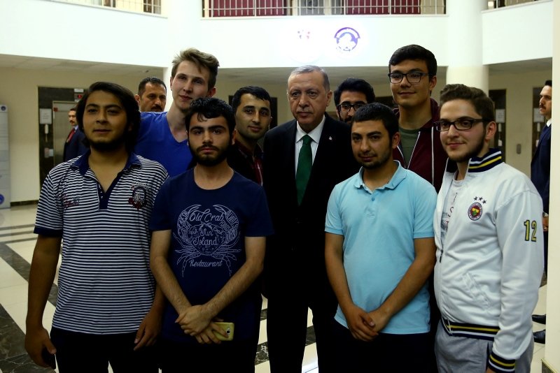 Cumhurbaşkanı Erdoğan’ın gençlerle sahuru izleyici rekoru kırdı