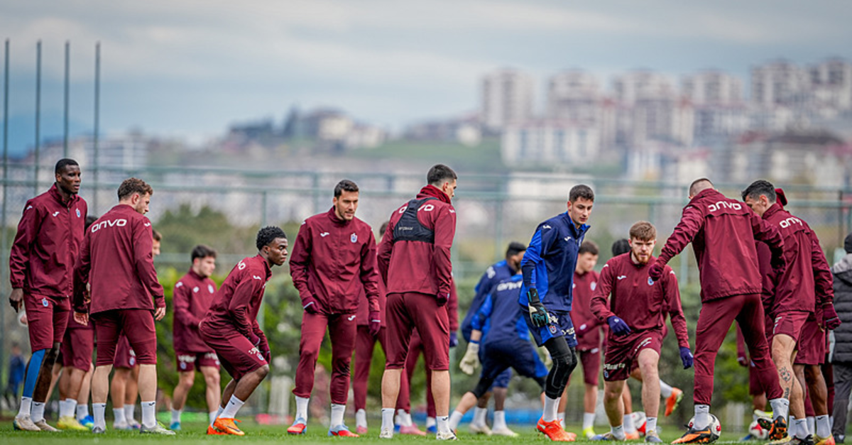 Trabzonspor'un kadrosu belli oldu! O isimler listede yok