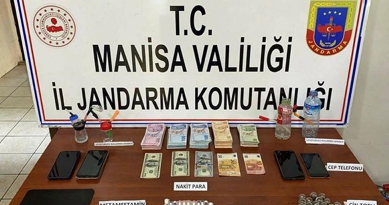 Manisa’da jandarmadan uyuşturucu operasyonu