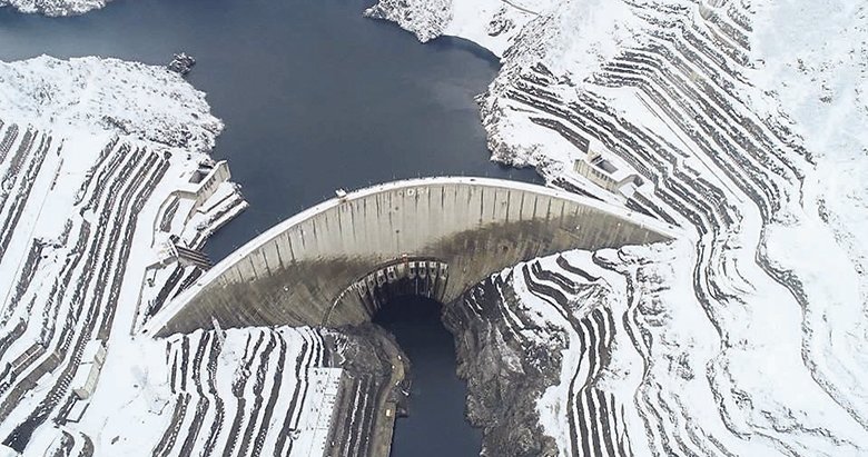 Türkiye’nin zirvesi Deriner Barajı oldu
