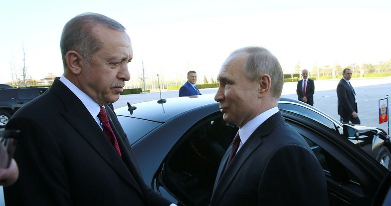 Putin’den, Erdoğan’a geçmiş olsun telefonu