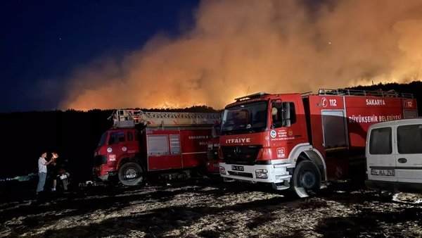 Bilecik’te yangın faciası! Bilecik tarihinin en büyük yangınını yaşıyor: 4 köy boşaltıldı!