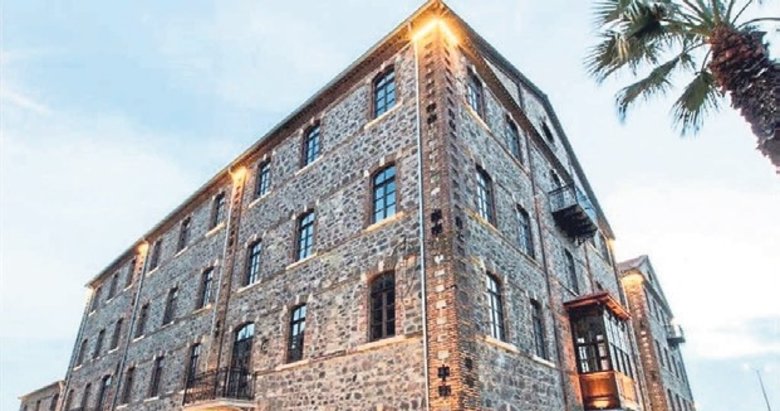 İzmir Büyükşehir 3 binanın mülkiyetini kaybetti