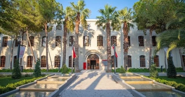 Bakan Ersoy, 3 büyükşehirdeki kültür ve sanat etkinliklerini paylaştı