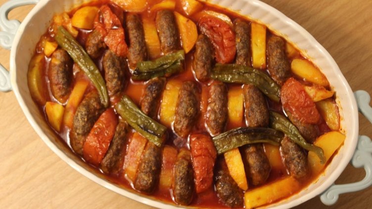 İZMİR KÖFTE TARİFİ İZMİR KÖFTE NASIL YAPILIR?