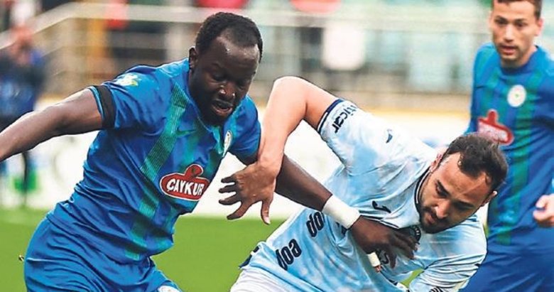 VAR’dan önce gol sonra iptal kararı