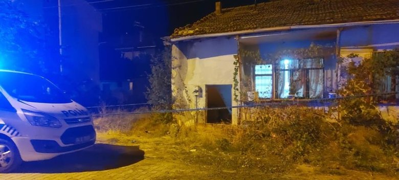 Evinden kötü kokular gelince öldüğü ortaya çıktı