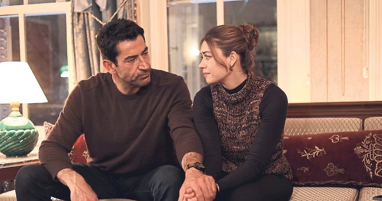 A.B.İ zirveye demir attı