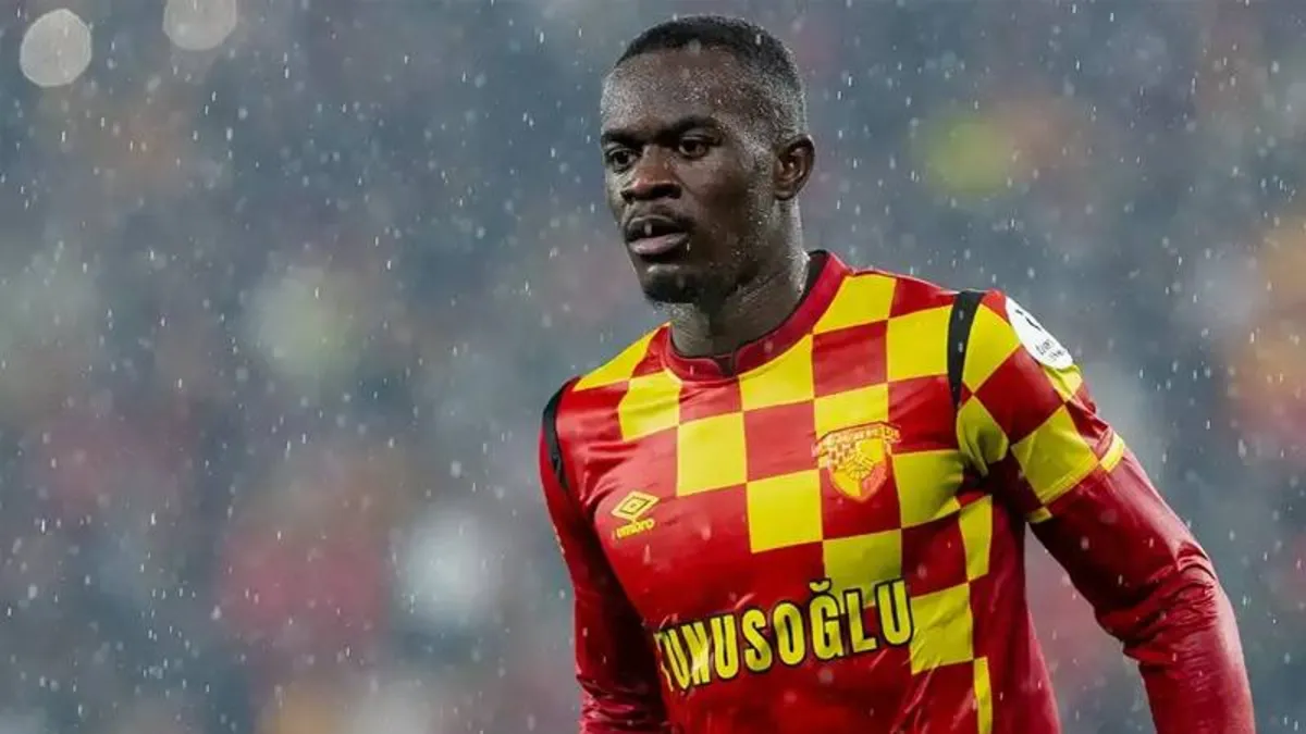 Göztepe'de Juan ve Dennis de ayrılıyor