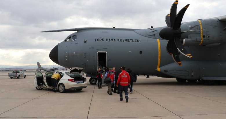 Çin’deki Türk vatandaşlarını getirecek askeri uçak Moğolistan’da