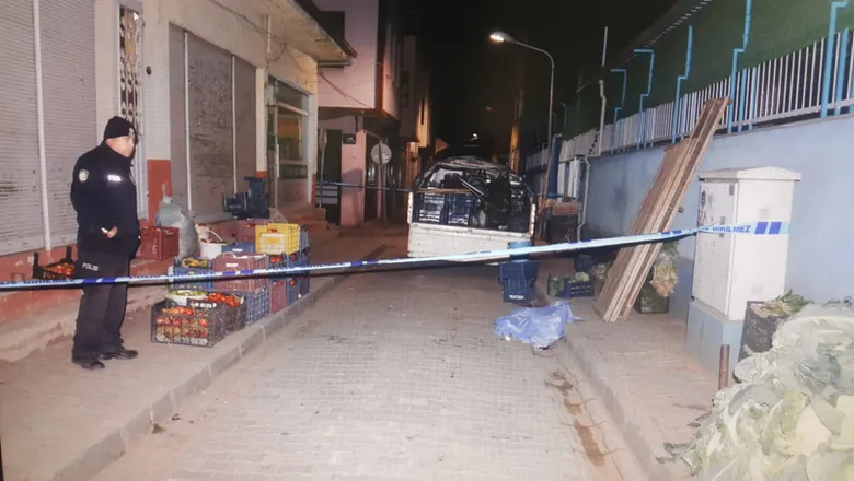 İzmir’de korkunç olay! Yanında çalışan işçi tarafından darp edilen pazarcı...