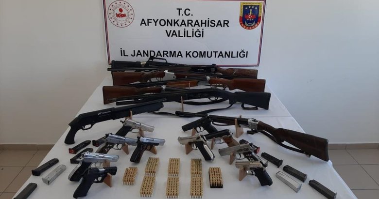 Düğünlerde havaya ateş açan 14 maganda yakalandı