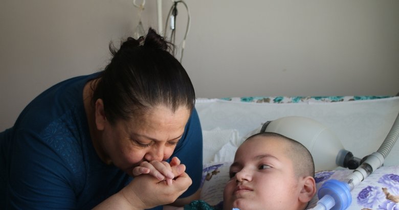 Engelli çocuğuyla yaşam mücadelesi veren annenin çığlığı: Bize yardım edin