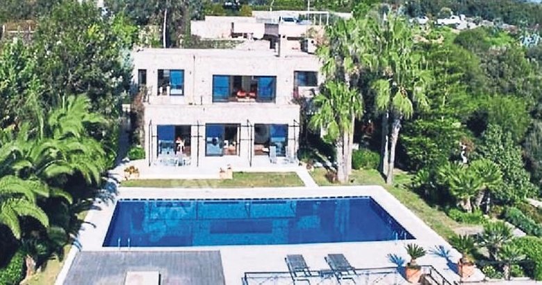 Terim Bodrum’daki lüks villasını satışa çıkardı