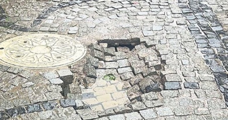 Sanat Sokağı’nda çökme tehlikesi