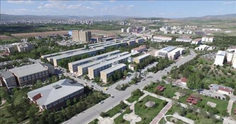 Sivas Cumhuriyet Üniversitesi 66 öğretim üyesi alacak