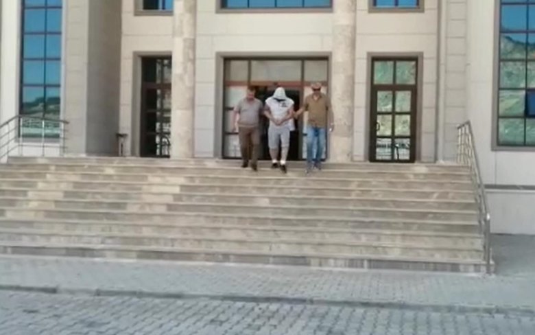 İsveç’te eşini öldürmeye çalıştı! Sahte kimlikle Kuşadası’nda yakalandı