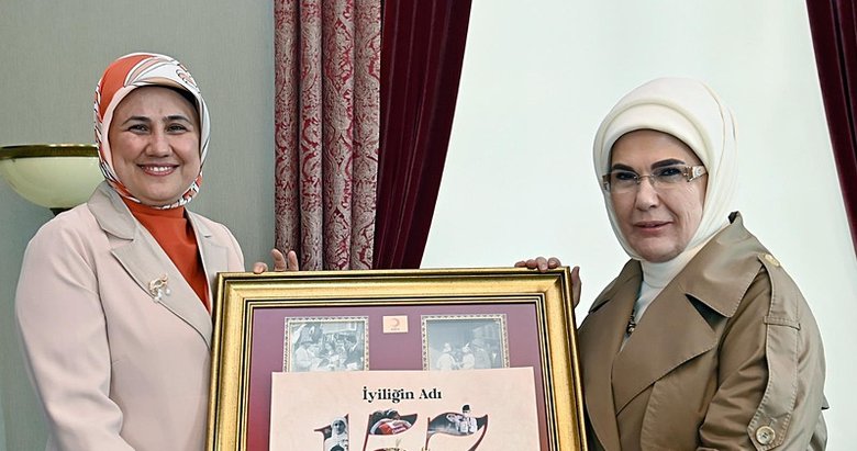 Emine Erdoğan kurbanını Kızılay’a bağışladı