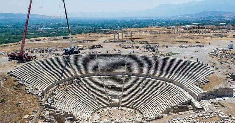Laodikya Antik Tiyatrosu’nda çalışmalar tamamlandı
