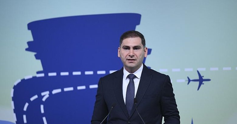 İGA İstanbul Havalimanı CEO’su Bilgen: Avrupa’nın ilk üçlü paralel pist operasyonuyla çığır açacağız