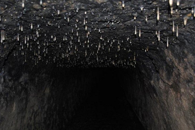 Denizli’de antik kentte, heyelanı önlemek için yapılan 2 bin yıllık kanal bulundu