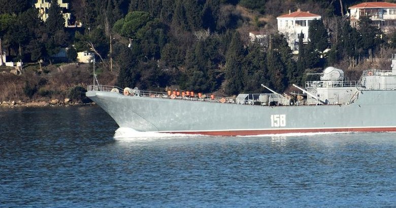 Rus savaş gemisi ’Caesar Kunikov’, Akdeniz’e iniyor