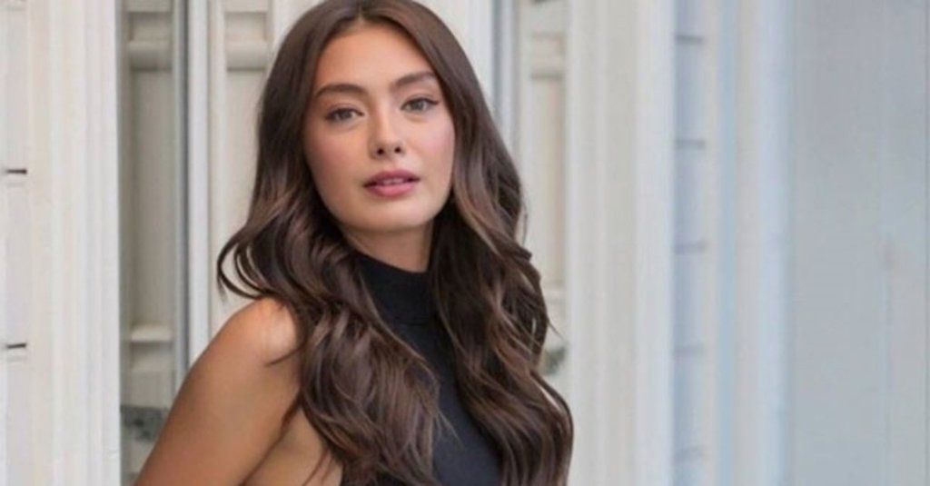 Sefirin Kızı dizisinin yıldızı Neslihan Atagül�ün makyajsız hali olay