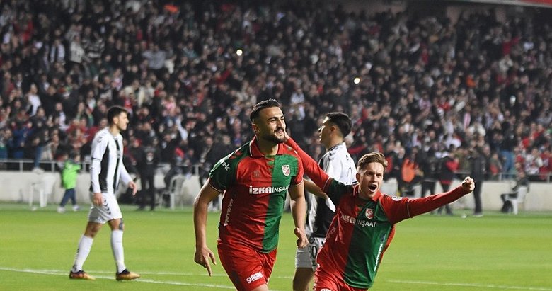 Karşıyaka’da Ömer Faruk müthiş döndü!