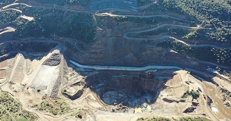 Sarıçay Barajı’nda çalışmalar aralıksız devam ediyor