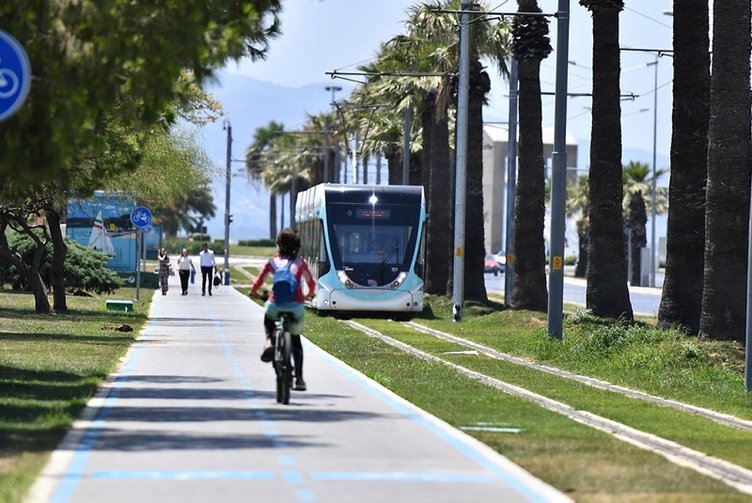 İzmir Tramvayı dünyayı 67 kez dolandı! Bakın kaç kişi taşıdı?