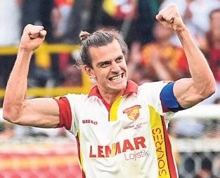 Göztepe’den Nazon bombası