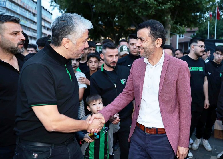 Ege’nin iki güzide kulübünün yöneticileri isyan etti: Hizmet yok köstek çok