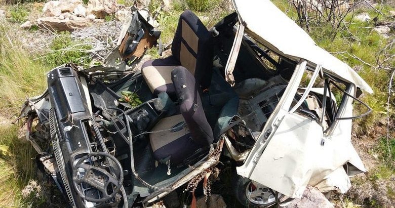Muğla’da 75 metrelik uçuruma yuvarlanan otomobilin sürücüsü öldü
