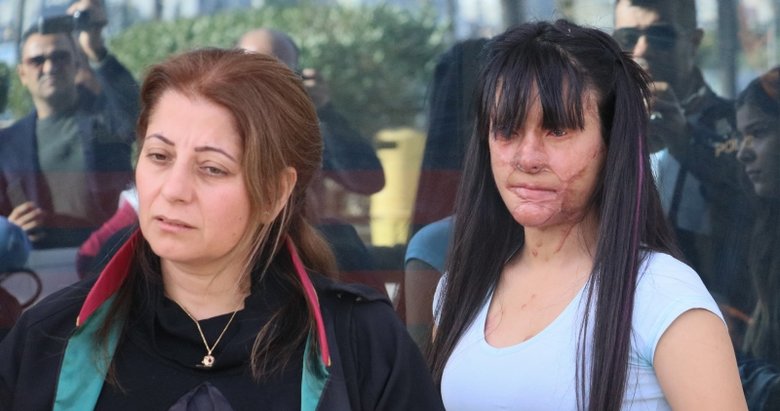 Yüzüne asit atılan Berfin: Kadına şiddet son bulsun