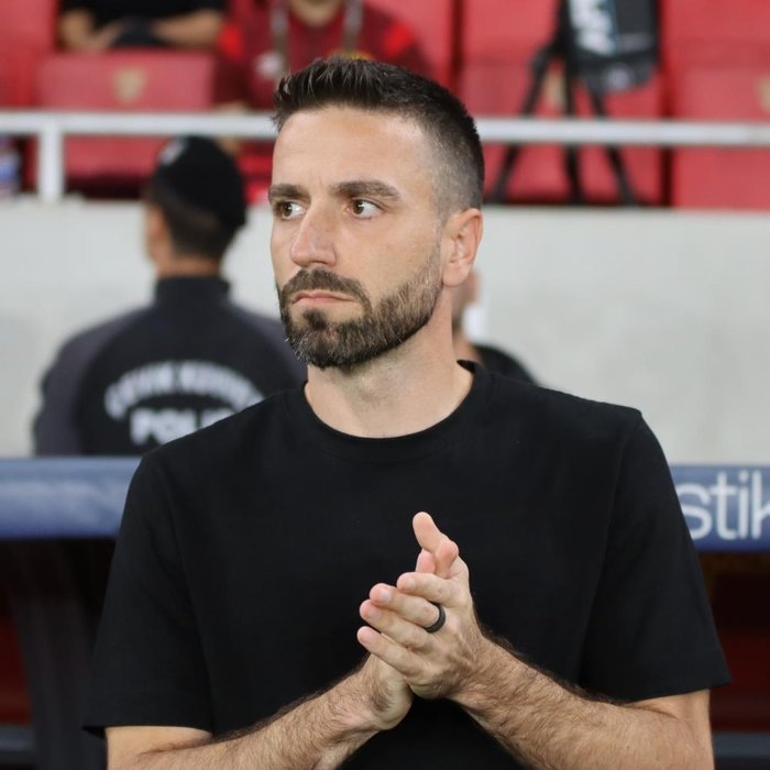 İzmir kulüplerinde teknik direktör istikrarsızlığı! 5 takım da yollarını ayırdı