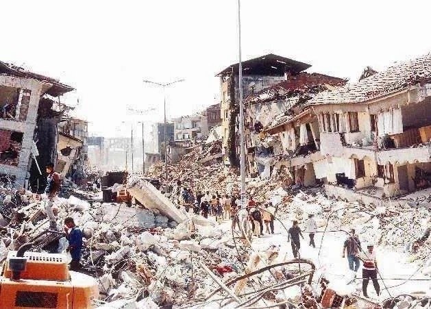 Büyük felaketin üzerinden 26 yıl geçti! 17 Ağustos Marmara Depremi’nin travmaları halen sürüyor!