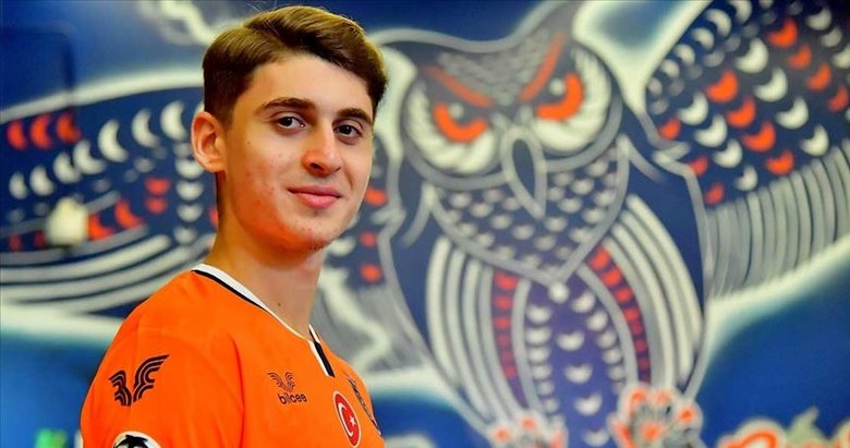 Başakşehir Ravil Tagir ile 3 yıllık sözleşme imzaladı