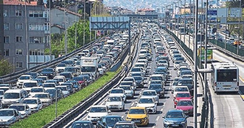 İstanbul’da trafik yoğunluğu yüzde 71
